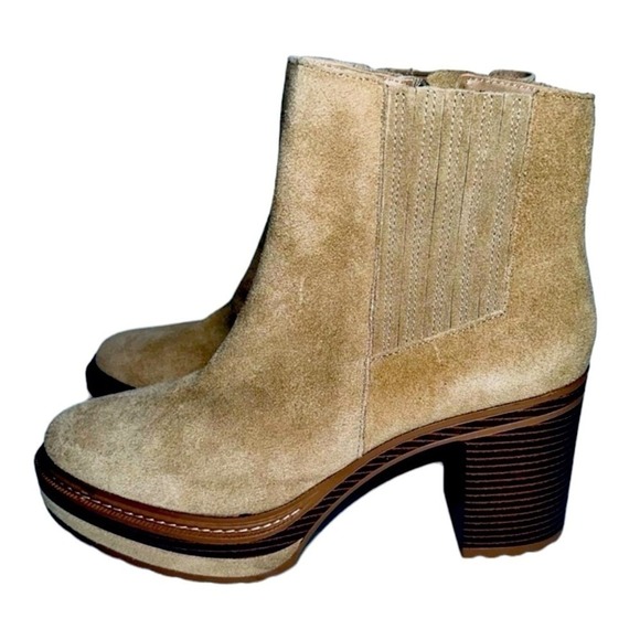 Steve Madden Womens 10 Searches Sand and Stone‎ Suede Chelsea Platform Boots - Picture 2 of 8